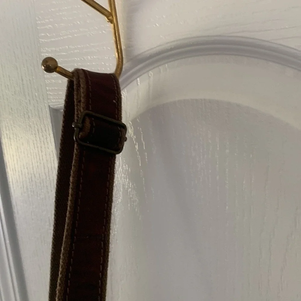 Reginos Dark Brown Leather Crossbody Messenger Bag Adjustable Strap Vintage